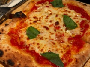 APIZZA 池袋東通り本店 （エーピッツァ）